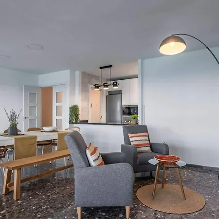 El Palmer Apartment
